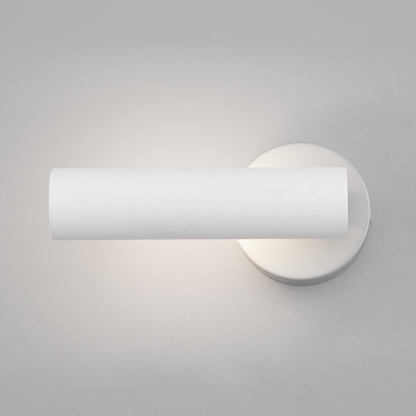 Настенный светильник Eurosvet 20126/1 LED белый