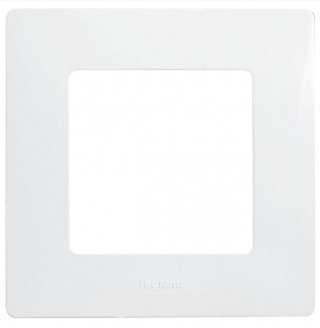 Legrand Etika Белый Рамка 1-местная 672501