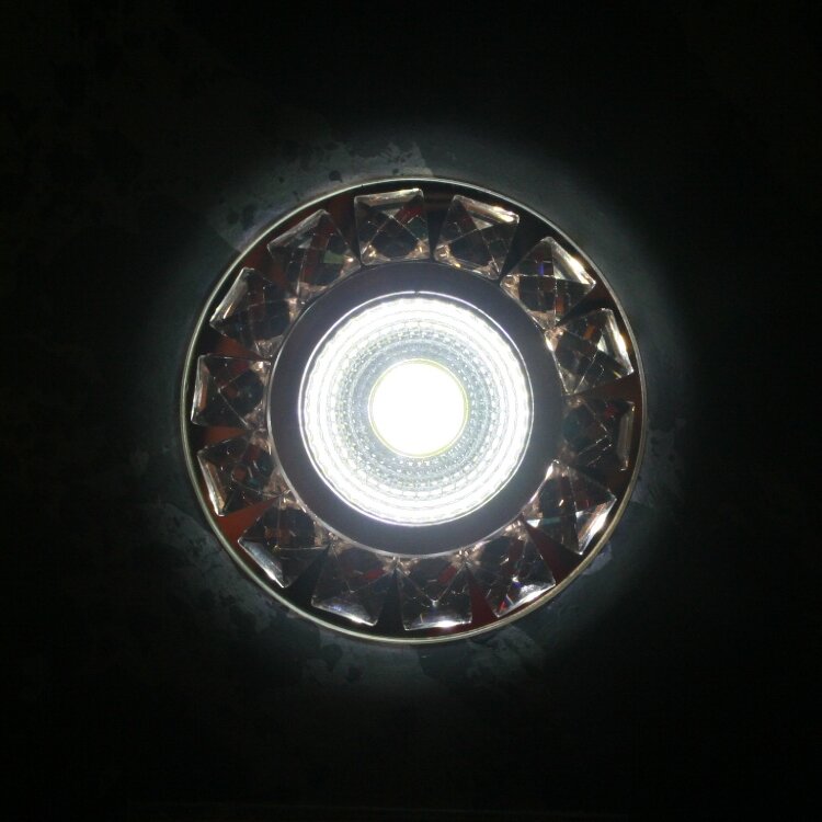 Встраиваемый светильник AURA K8012LT 6500k cob5w+led подсветка