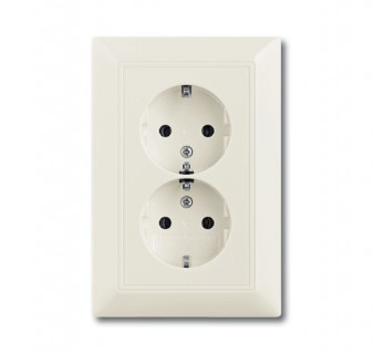 ABB Basic 55 Шале Розетка 2-я с/з с защитными шторками 2*2Р+Е 16А