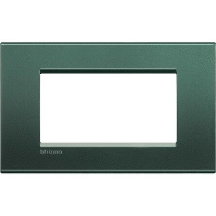 Рамка 1 пост, прямоугольная форма.  Цвет Зелёный шёлк. Итальянский стандарт, 4 модуля. Bticino LIVINGLIGHT. LNA4804PK